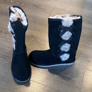 Koolaburra Black Winter Boots with Fur Trim